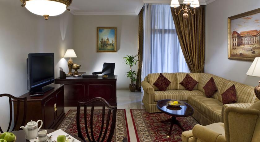 فندق جلوريا – شارع الشيخ زايد