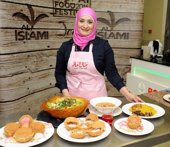 دروس طهي إحترافية خلال مهرجان دبي للمأكولات 2016