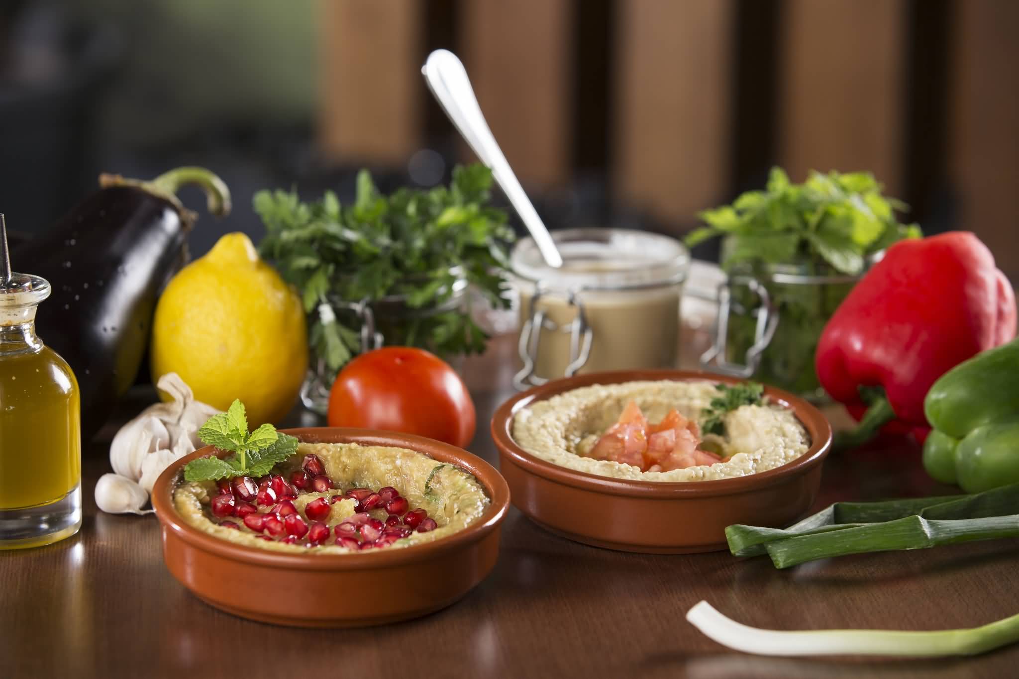 تعرفوا على مطعم كرم تينا للمأكولات العربية في دبي