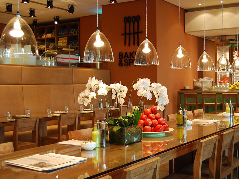 أفضل 7 مطاعم و مقهى لتناول وجبة فطور رائعة في دبي