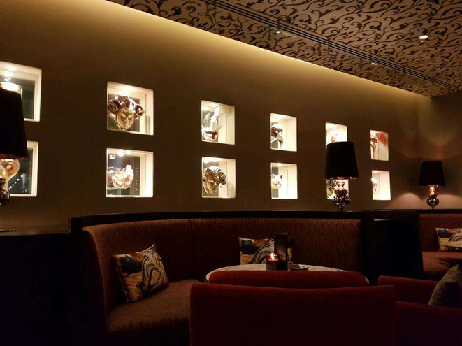 مطعم تياترو للمأكولات اليابانية والصينية والهندية والإيطالية في دبي