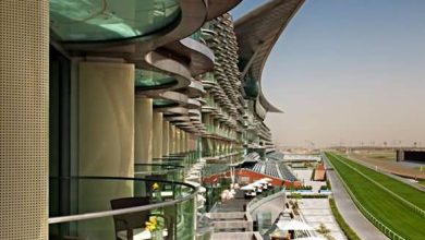 فندق الميدان اول فندق يطل على حلبة سباق الخيل في العالم