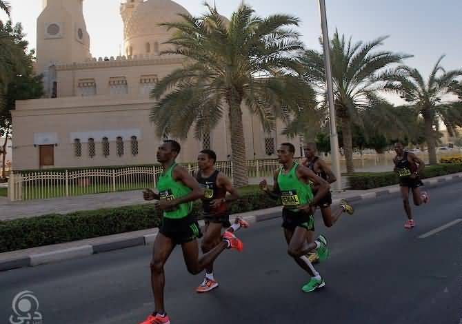 20121223_Standard-Chartered-Dubai-Marathon-2013