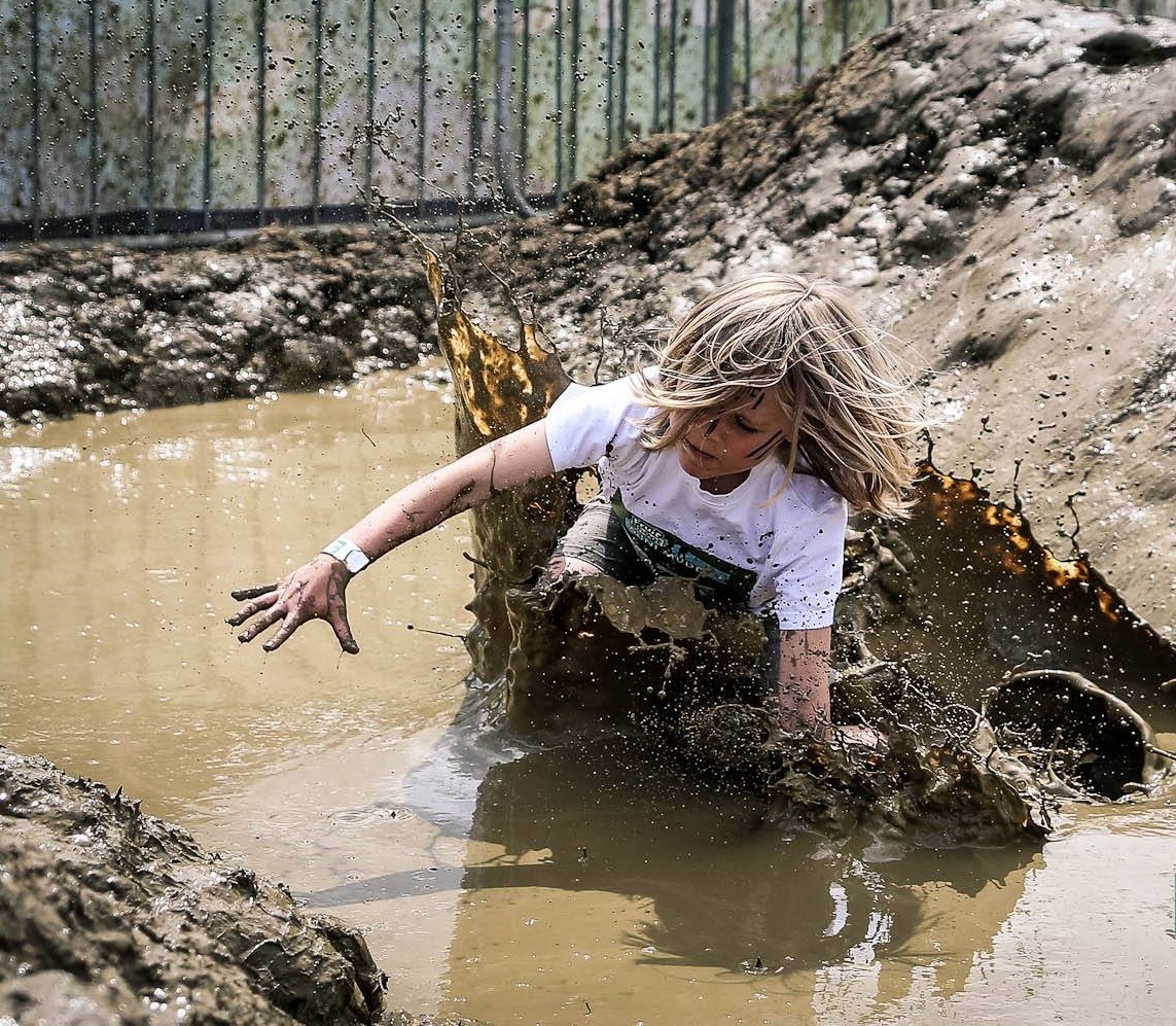 du-mini-mudder-is-a-1-5km-obstacle-course-mud-run-designed-to-capture-the-imaginations-of-children-aged-7-13