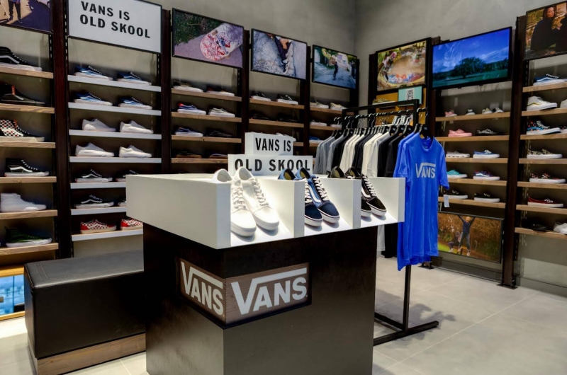 parks mall vans