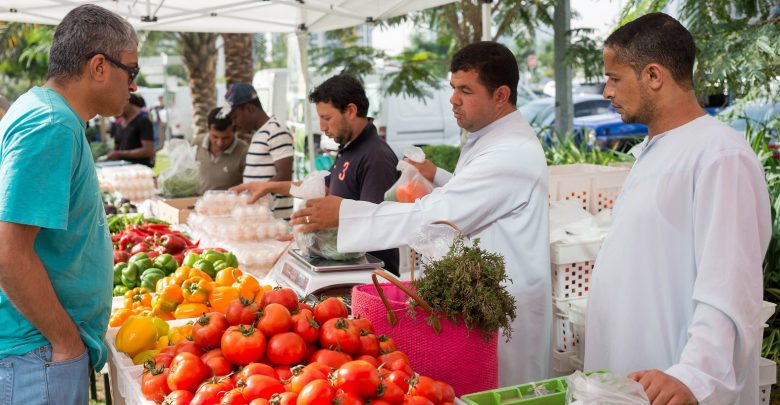 دبي تستضيف النسخة العاشرة من سوق المزارعين فارمرز ماركت