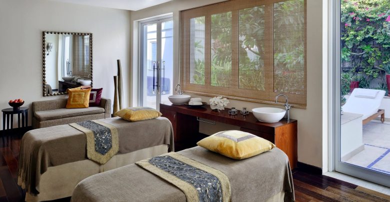 Amara-Spa-Couples-Suite_low (2)