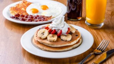 Pancakes and Denny’s for only AED 25 (1)