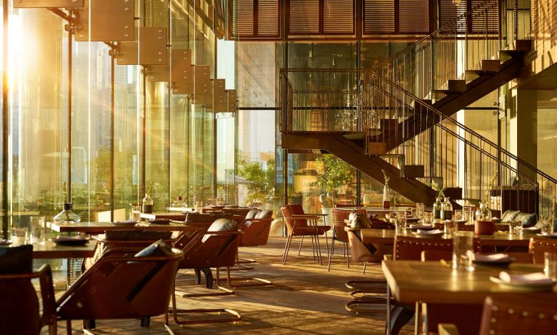 عروض فندق Renaissance Downtown Hotel Dubai بمناسبة يوم المرأة الإماراتية 2021