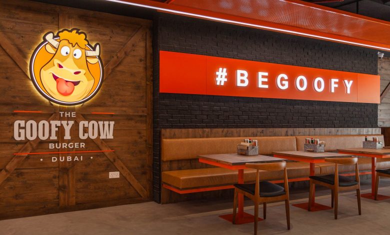 مطعم ذا غوفي كاو برغر يفتتح فرعه الجديد في دبي