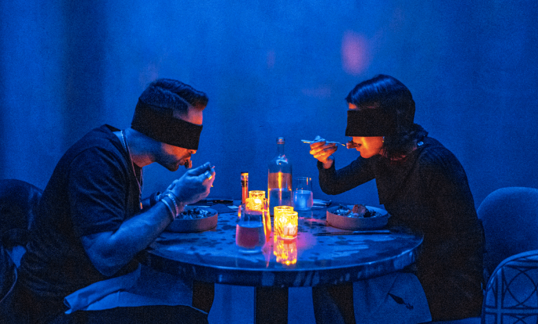 التجربة الغريبة Dining in the Dark