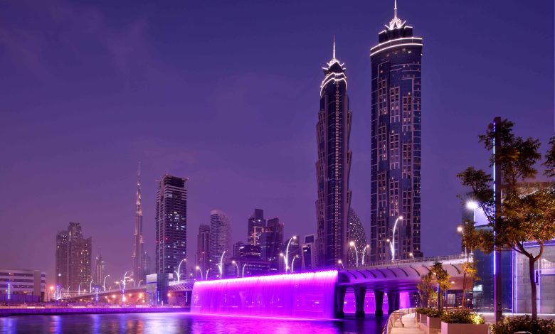 JW Marriott Marquis – Facade Canal View Night Shot