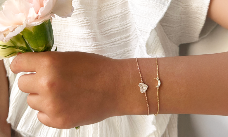 Moon and Heart bracelet_Kids Jewelry_Diamond Jewellery_Gold & Diamond Jewelry_labgrown_gift_ETIKA Jewels