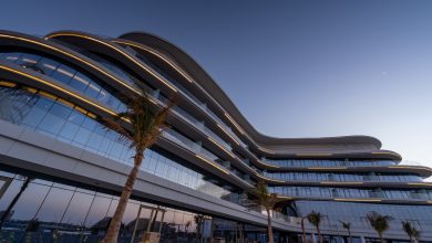منتجع SO/ رأس الخيمة منتجع فاخر يعيد تعريف السفر الشامل في الإمارات