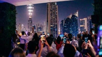 دليل موسم الأعياد 2025 في فندق والدورف أستوريا مركز دبي المالي