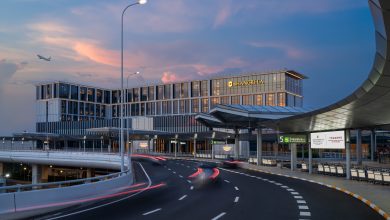 1. The hotels have direct connectivity to Terminal 2 of Hongqiao International Airport上海虹桥机场双品牌酒店与虹桥机场T2航站楼无缝相连