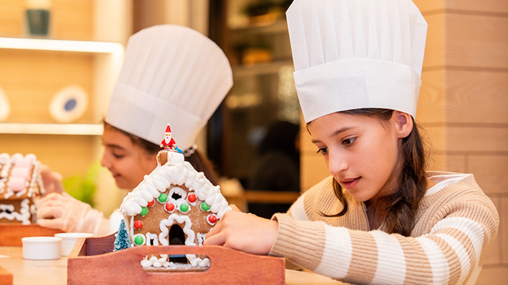 Anantara_Mina_Ras_Al_Khaimah_Resort_Gingerbread_House_Workshop