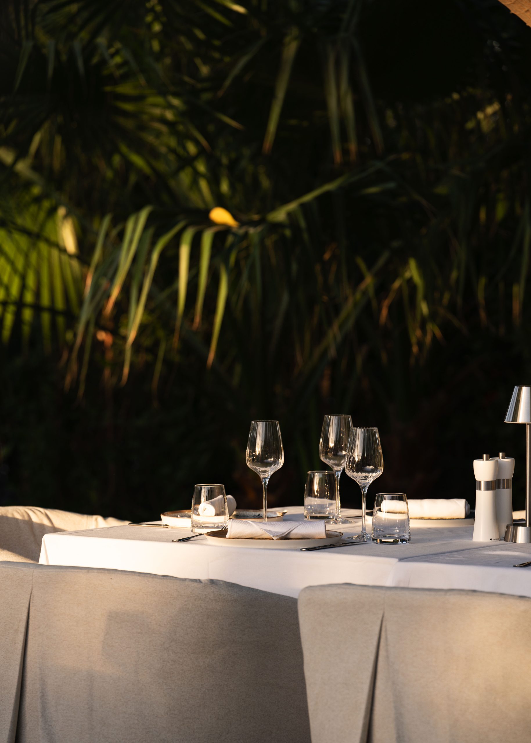 مطعم بلو دور