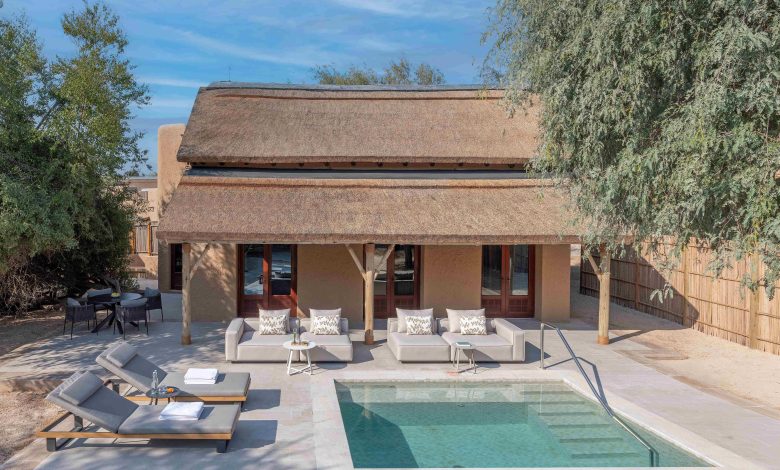 Anantara_Sir_Bani_Yas_Island_Al_Sahel_Villa_Resort_Guest_Room_Wilderness_Pool_ Villa_Exterior_Pool_Deck