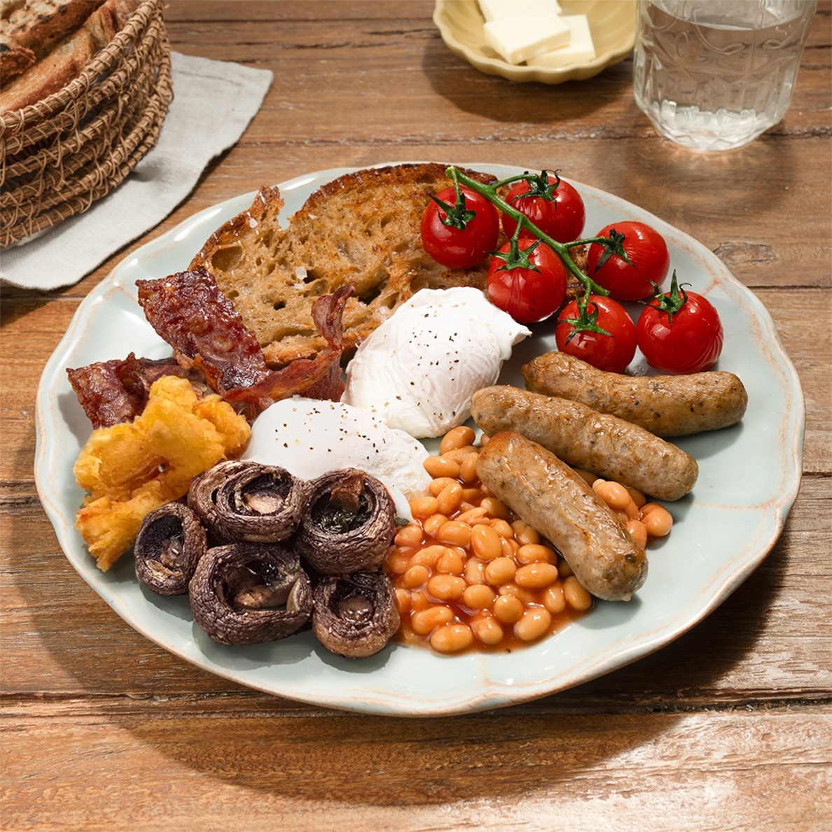 Farm House English Breakfast with tots at DIFC