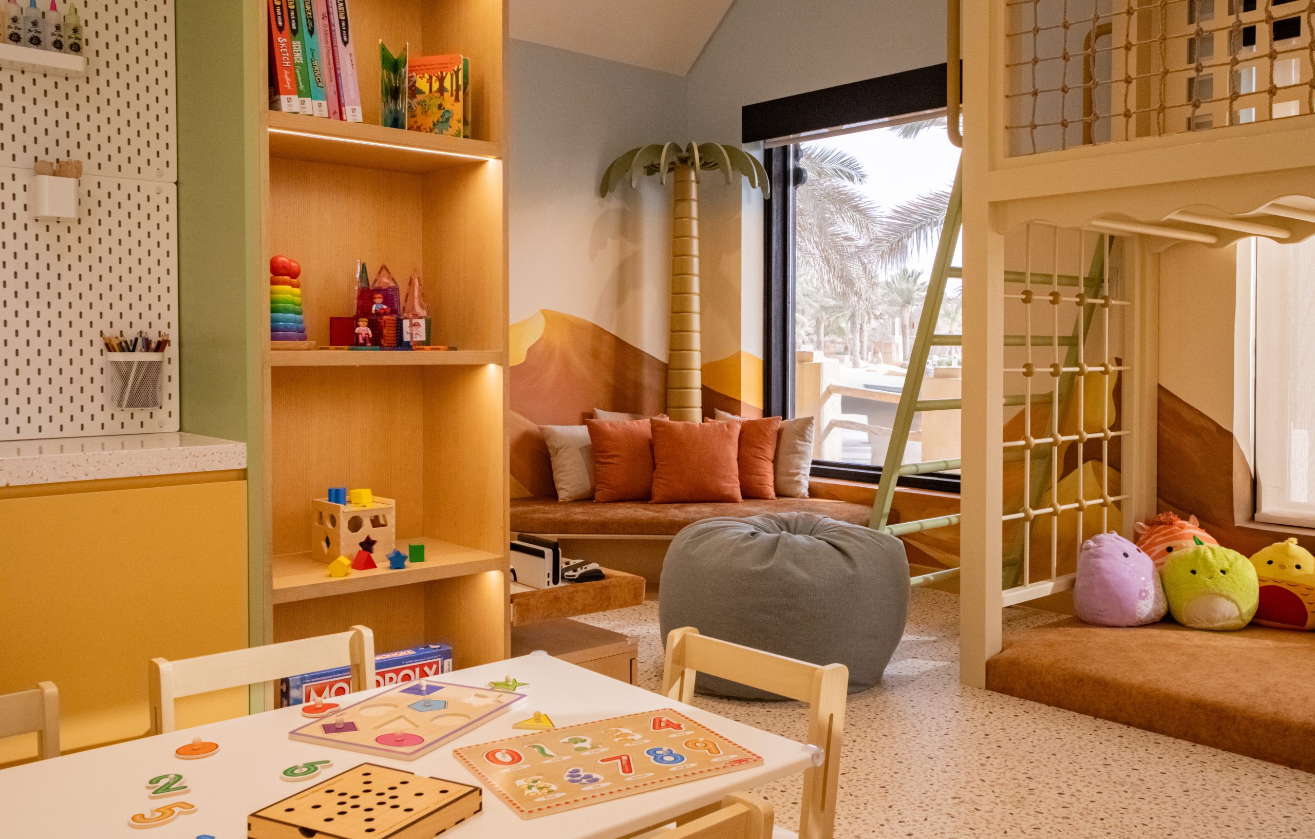 Kids Club Archi Shot