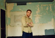 Alex Warren Press Photo 2